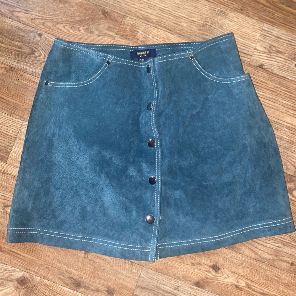 Faux leather mini skirt